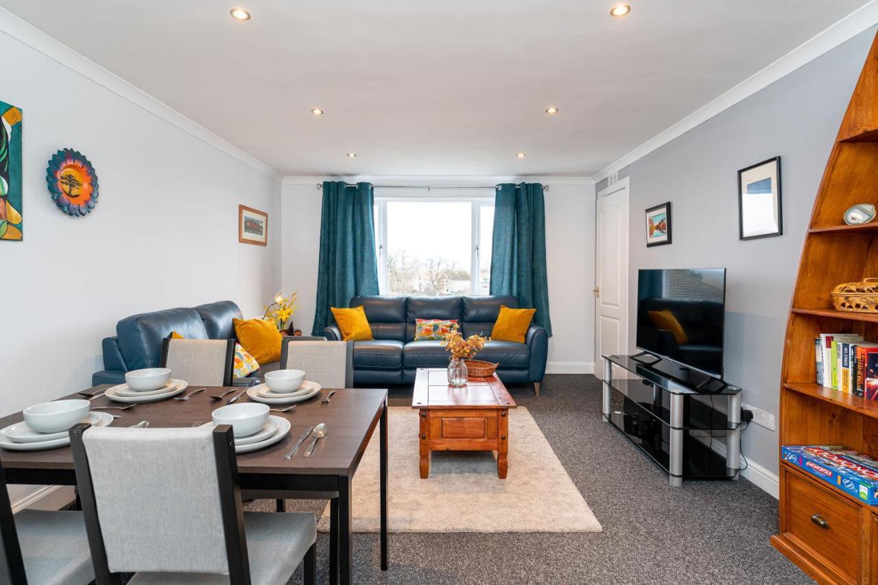 Lovely 3-Bedroom Flat With Free Parking Bridge of Allan Zewnętrze zdjęcie