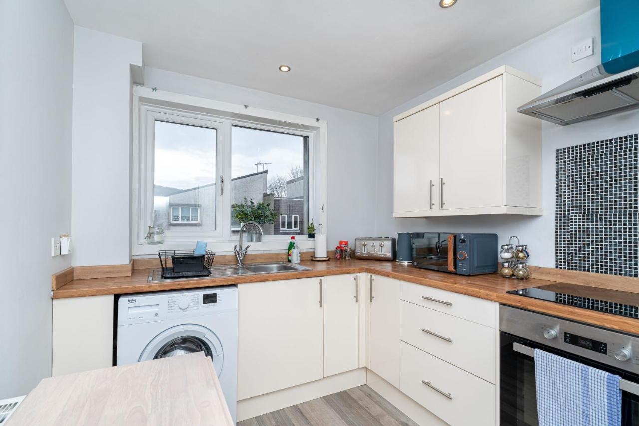 Lovely 3-Bedroom Flat With Free Parking Bridge of Allan Zewnętrze zdjęcie